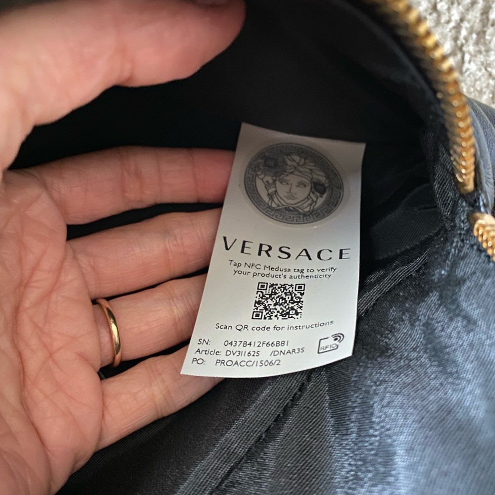 Versace Black Quilted Bum Bag, Belt Bag, Crossbody Chest Bag - Picture 10 of 12